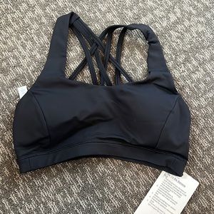 Lululemon Free to be Serene bra
